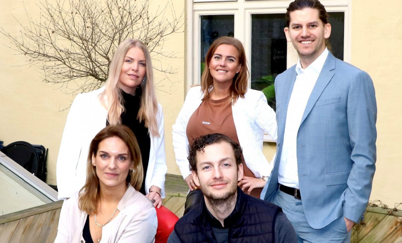 Ägare och VD från både Profilservice och WDP ler mot kameran